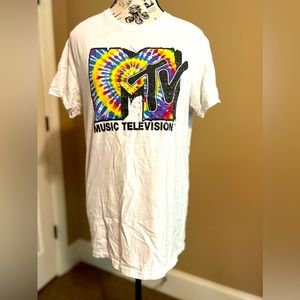 MTV t-shirt